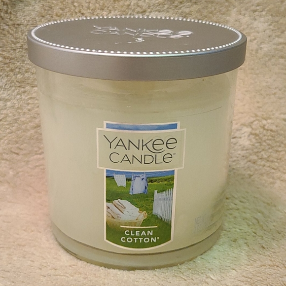 Yankee Candle Clean Cotton 7oz Jar New
